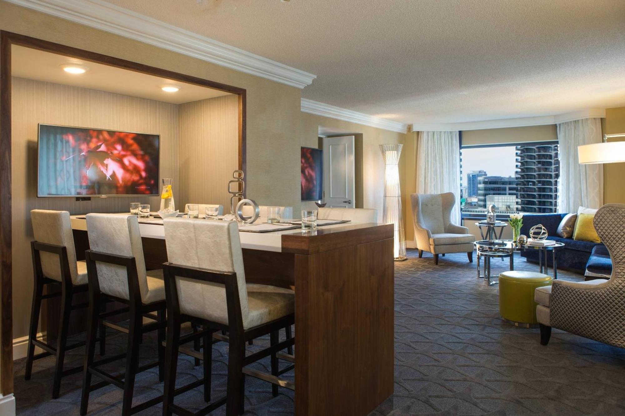 Renaissance Chicago Downtown Hotel Extérieur photo